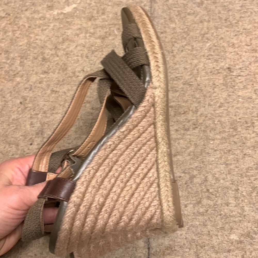 Banana Republic Canvas Shoes 8 View 3